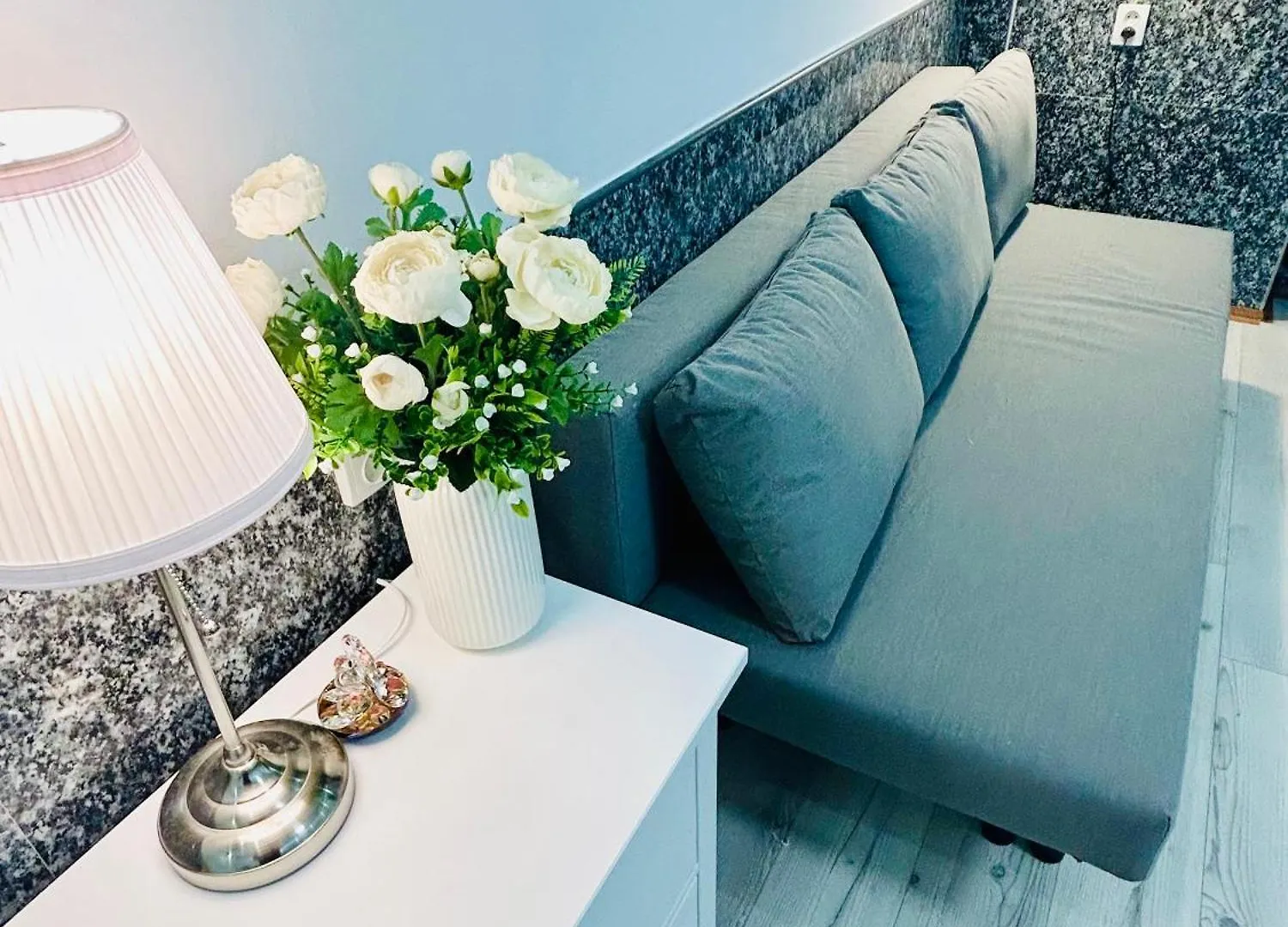 Modern Spacious Apartment In Center Praha
